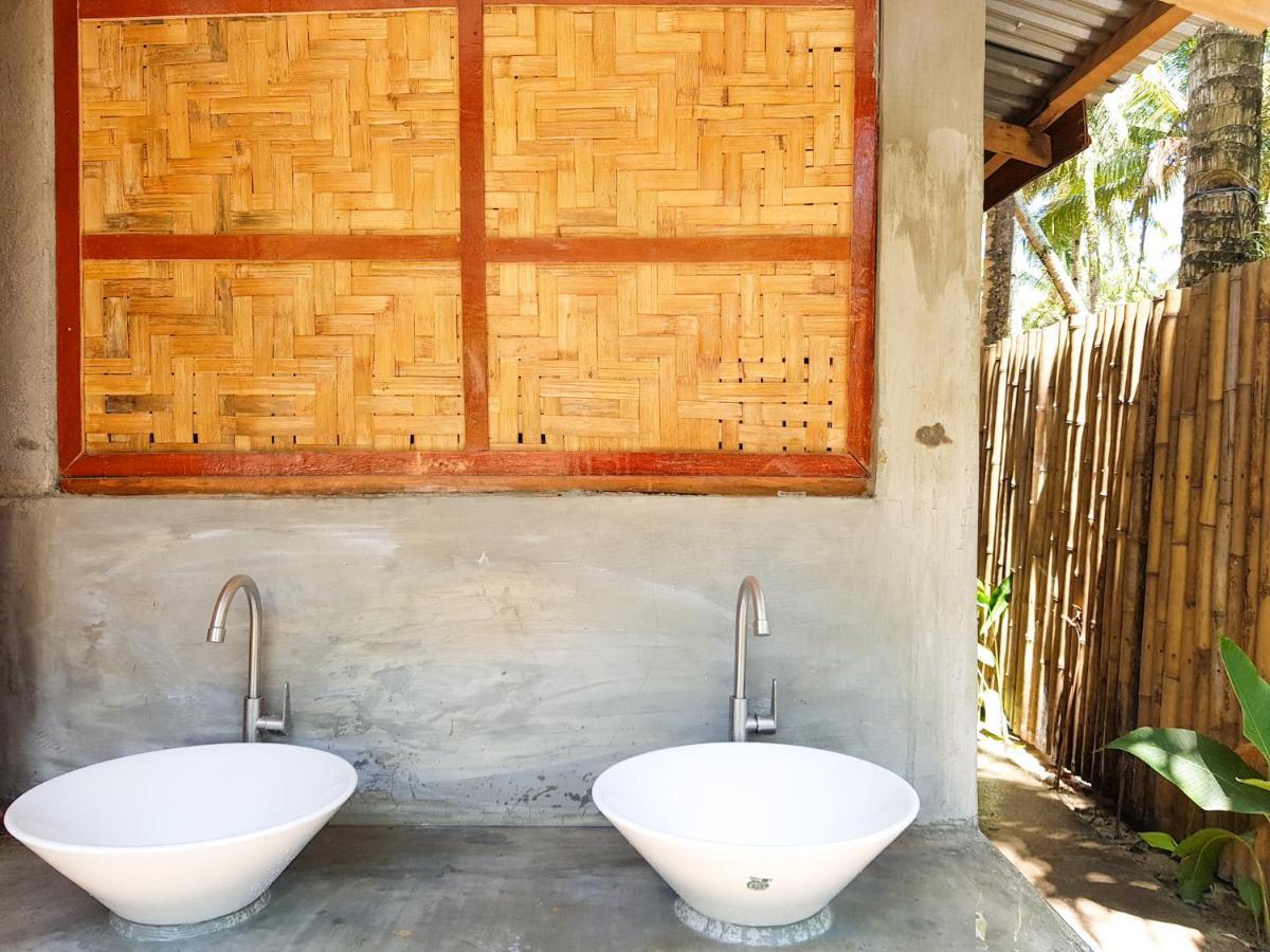 Higala Hostel Siargao Хенераль-Луна Екстер'єр фото