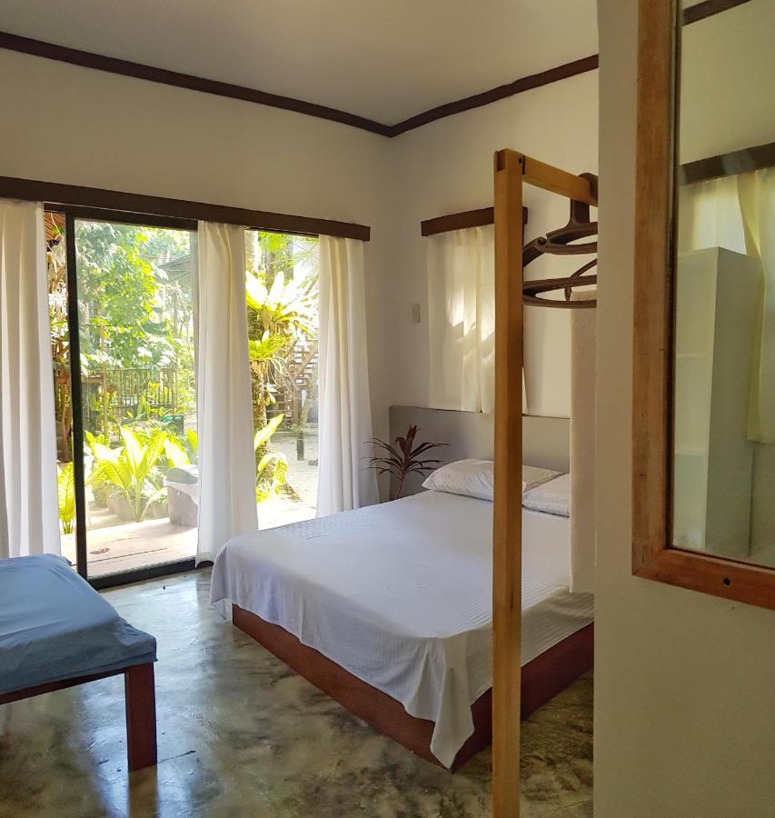 Higala Hostel Siargao Хенераль-Луна Екстер'єр фото
