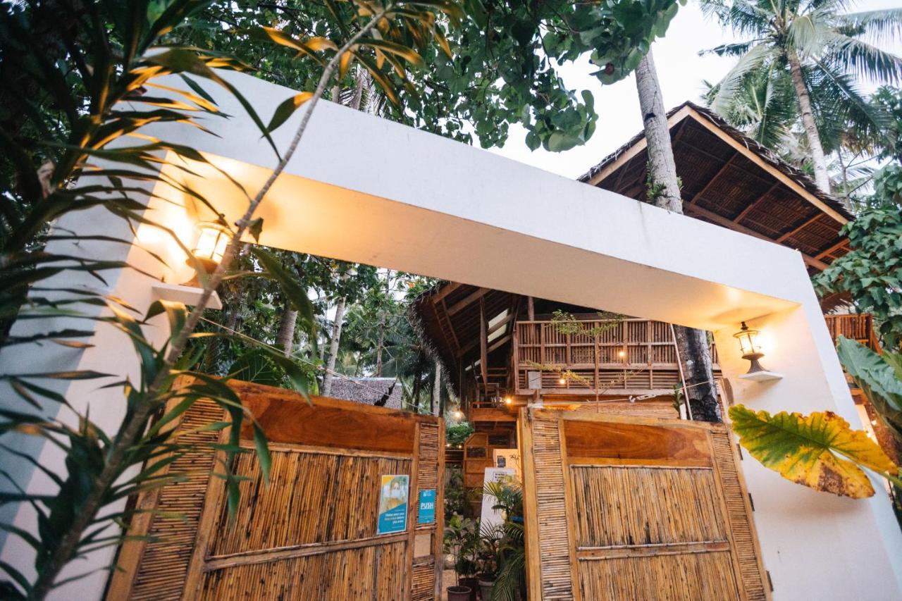 Higala Hostel Siargao Хенераль-Луна Екстер'єр фото