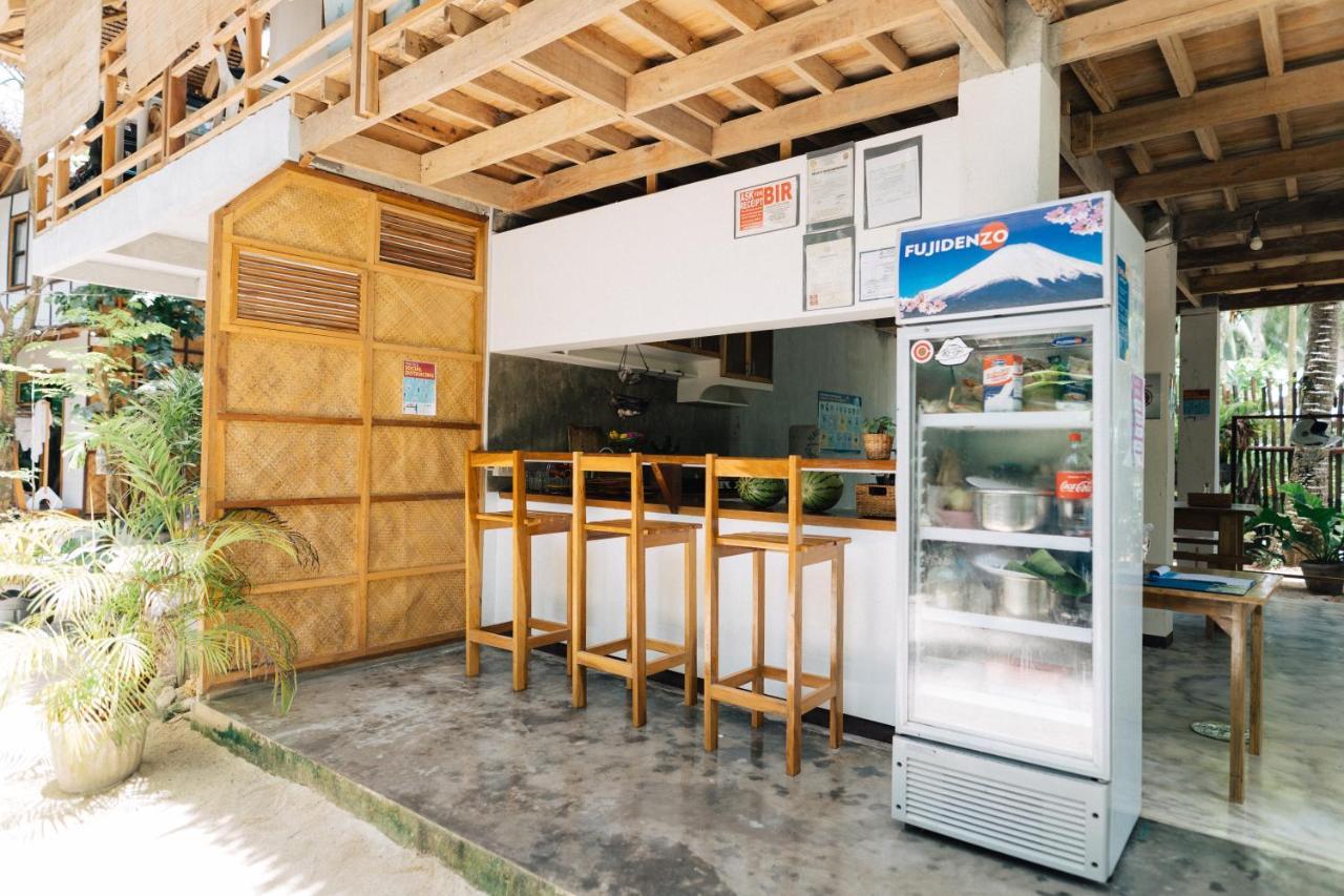 Higala Hostel Siargao Хенераль-Луна Екстер'єр фото